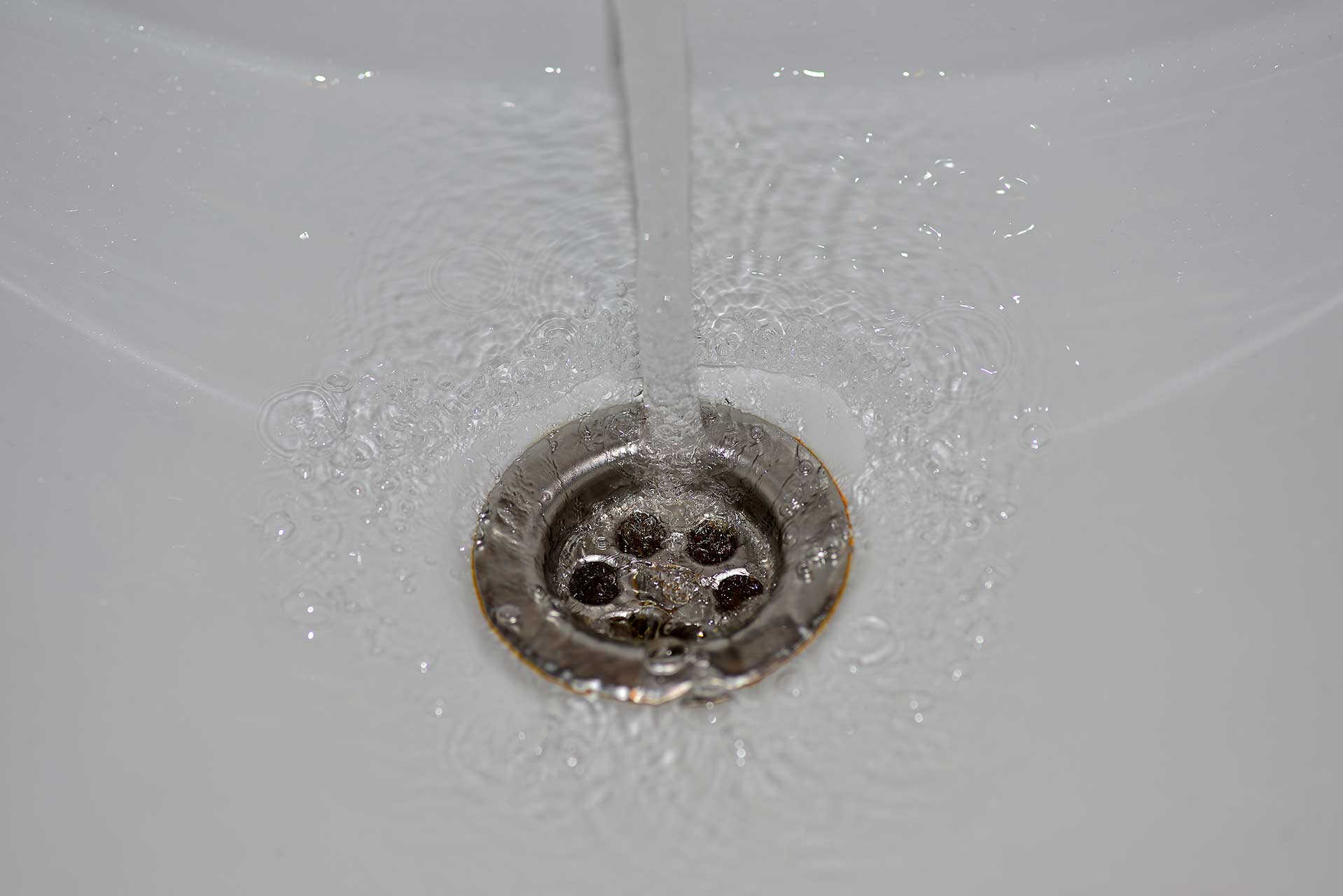 A2B Drains provides services to unblock blocked sinks and drains for properties in Stoke Newington.